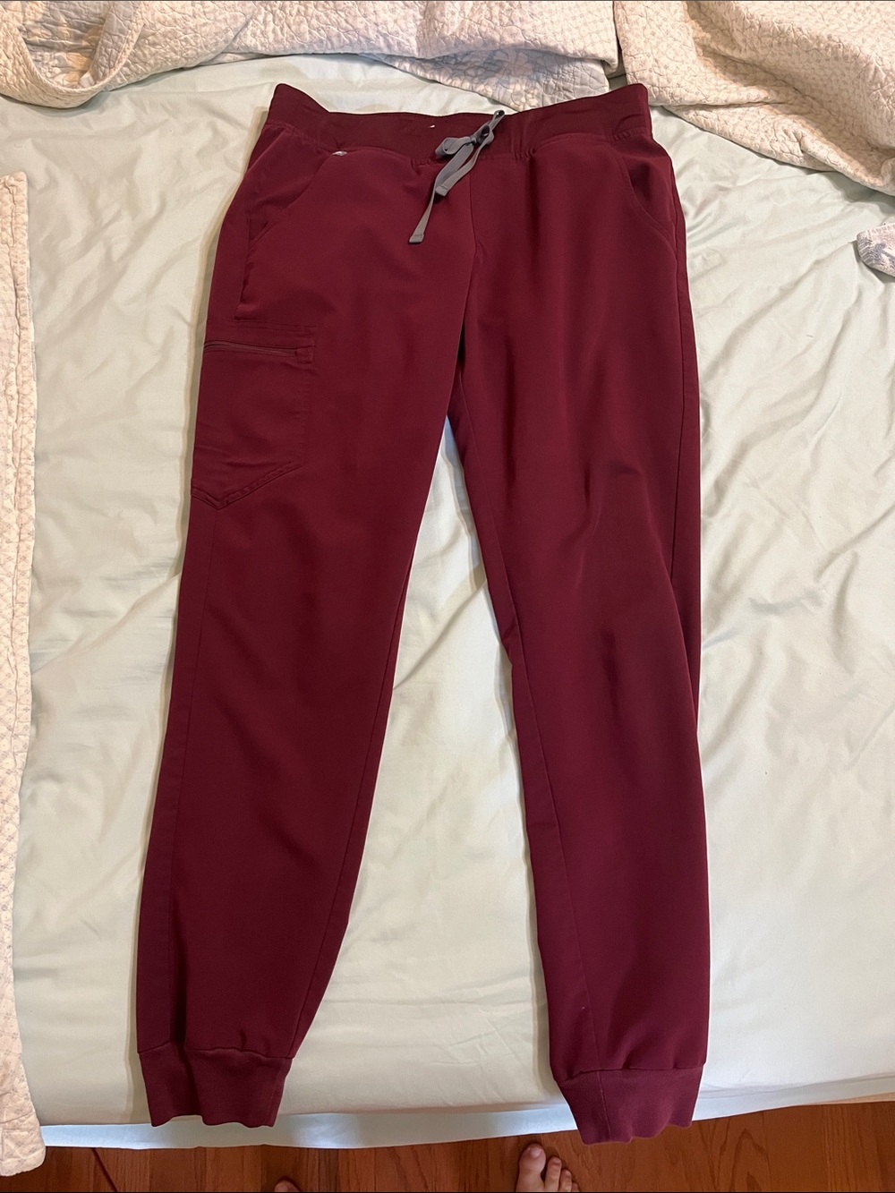 Figs Women's Burgundy Track Jogger Pants